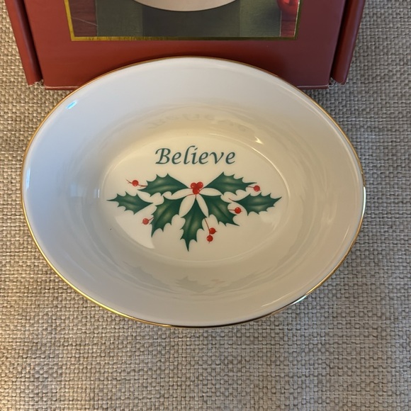 NIB Lenox oval believe dish - Picture 2 of 4